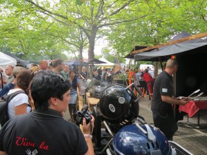 Zuschauer auf der Deutschen Grillmeisterschaft 2015