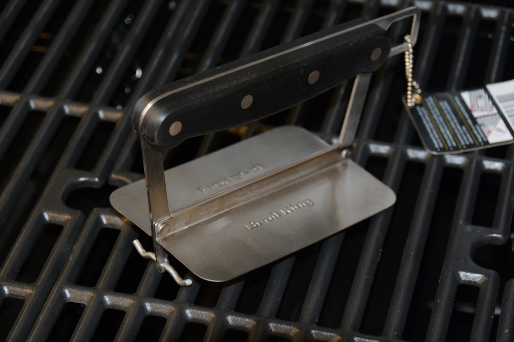 Grillrost-Lifter verhindert verbrannte Finger